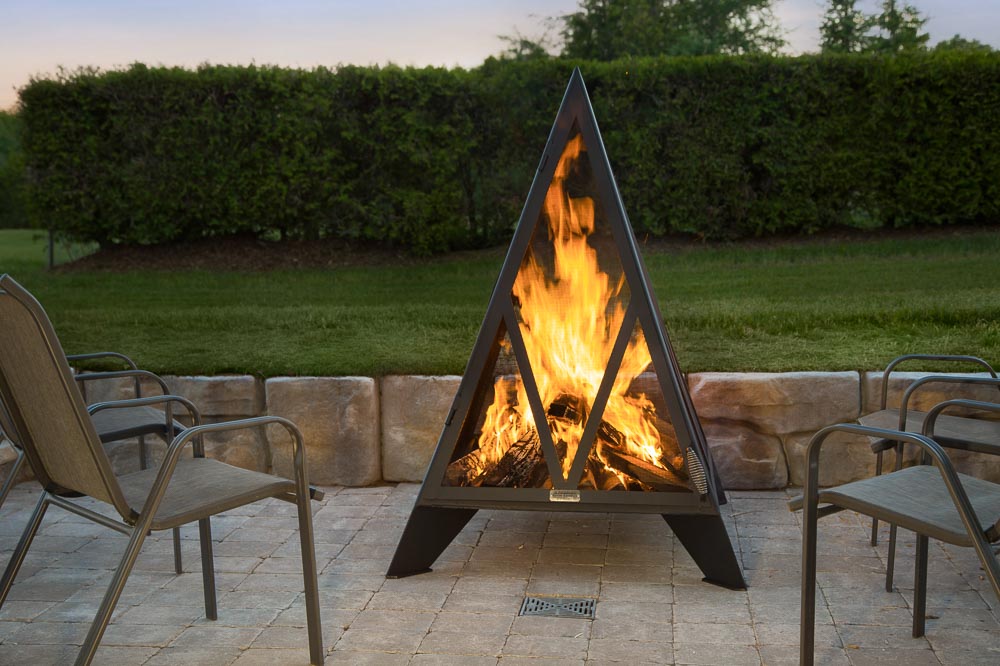 Pyramid-Outdoor-Fireplace-5-1